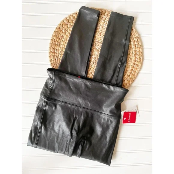 Spanx Faux Leather Legging Black NEW NWT M - Picture 7 of 7